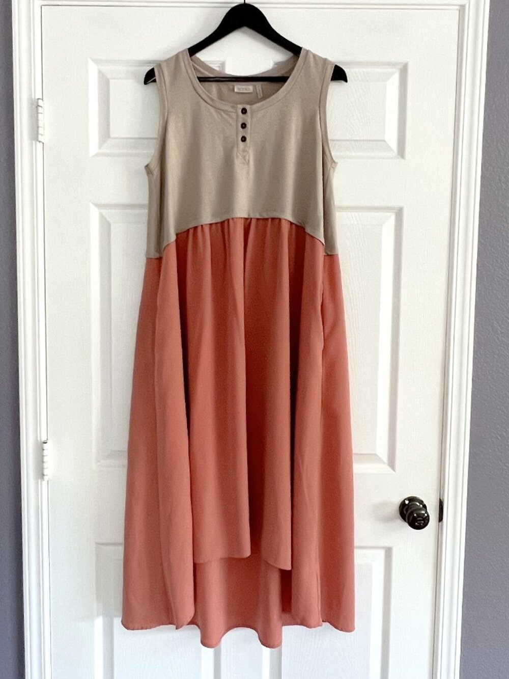 LOGO Lori Goldstein 1X Colorblock Sleeveless High Low Midi Dress Beige Coral
